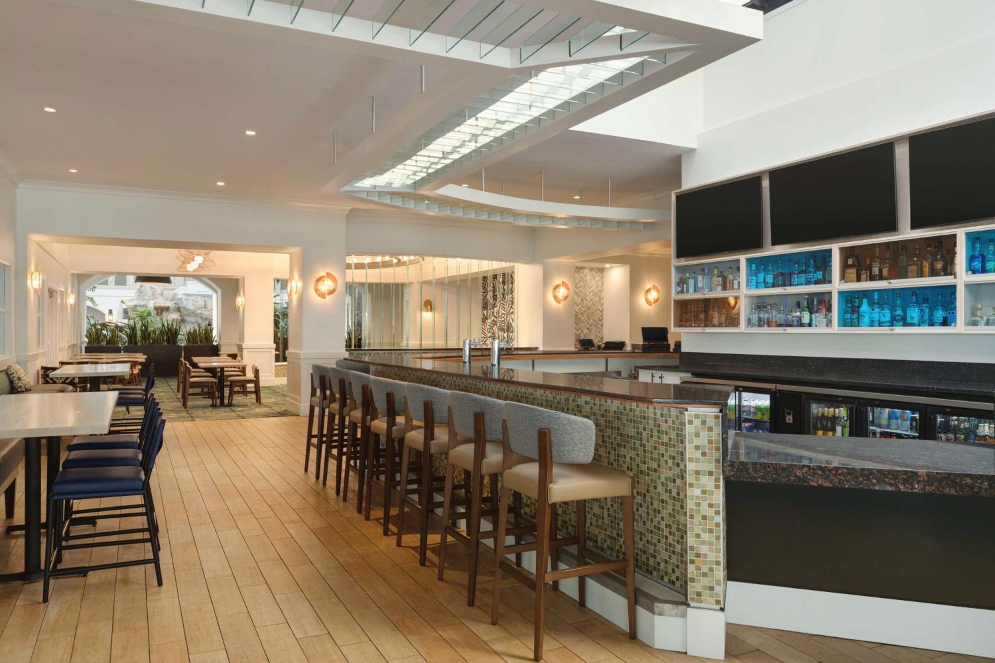 Embassy By Hilton Lauderdale 17th Street Hotel 3*
